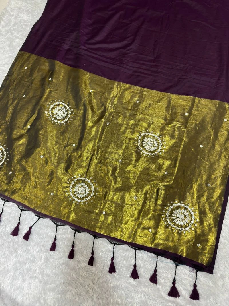 St D No 194 Pure Handloom Cotton Zari Hand Moti Saree 2