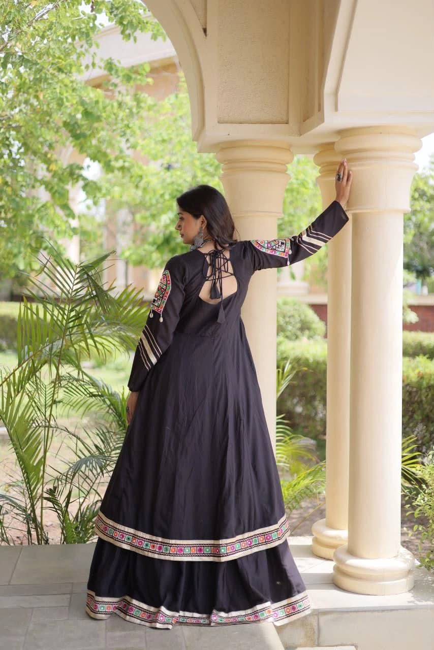 Vinayak Wholesale Cora Cotton Lehenga Choli With Heart Thread Embroidery And Gamti Mirror Work 4