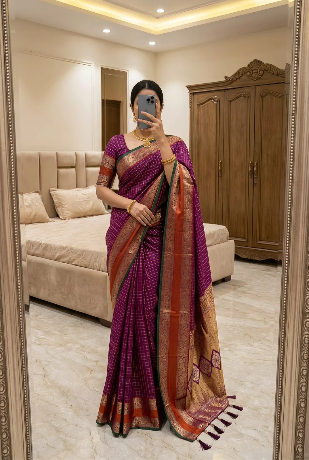 Vinayak Wholesale Madhuri Chex Soft Kanjivaram Silk Saree With Zari Weaving 7