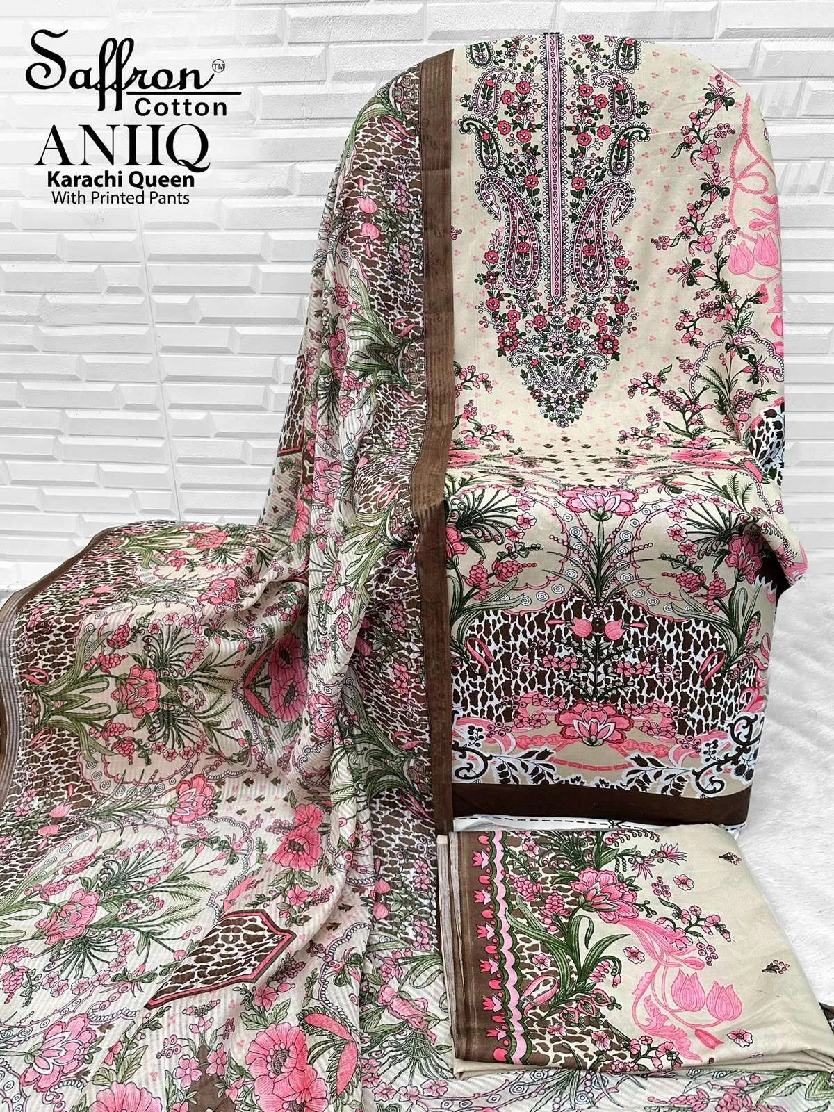 Aniq Karachi Queen With Printed Pants 3