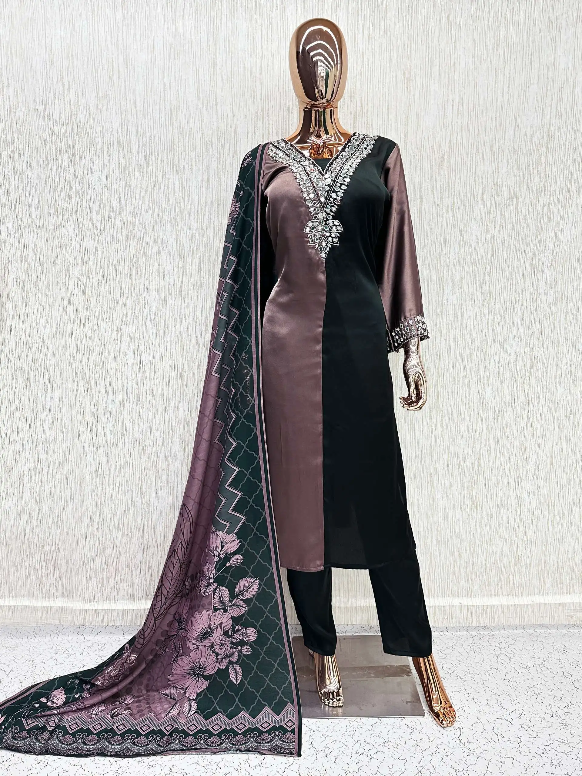 D No 170 - Readymade Dress 8