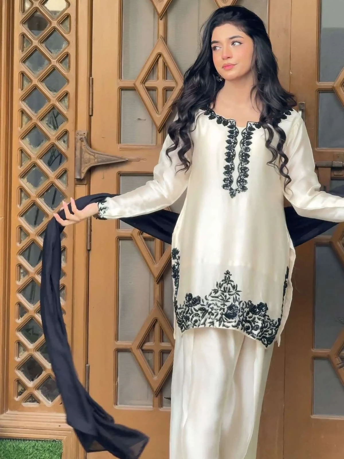 LM 43 - Readymade Dress 2