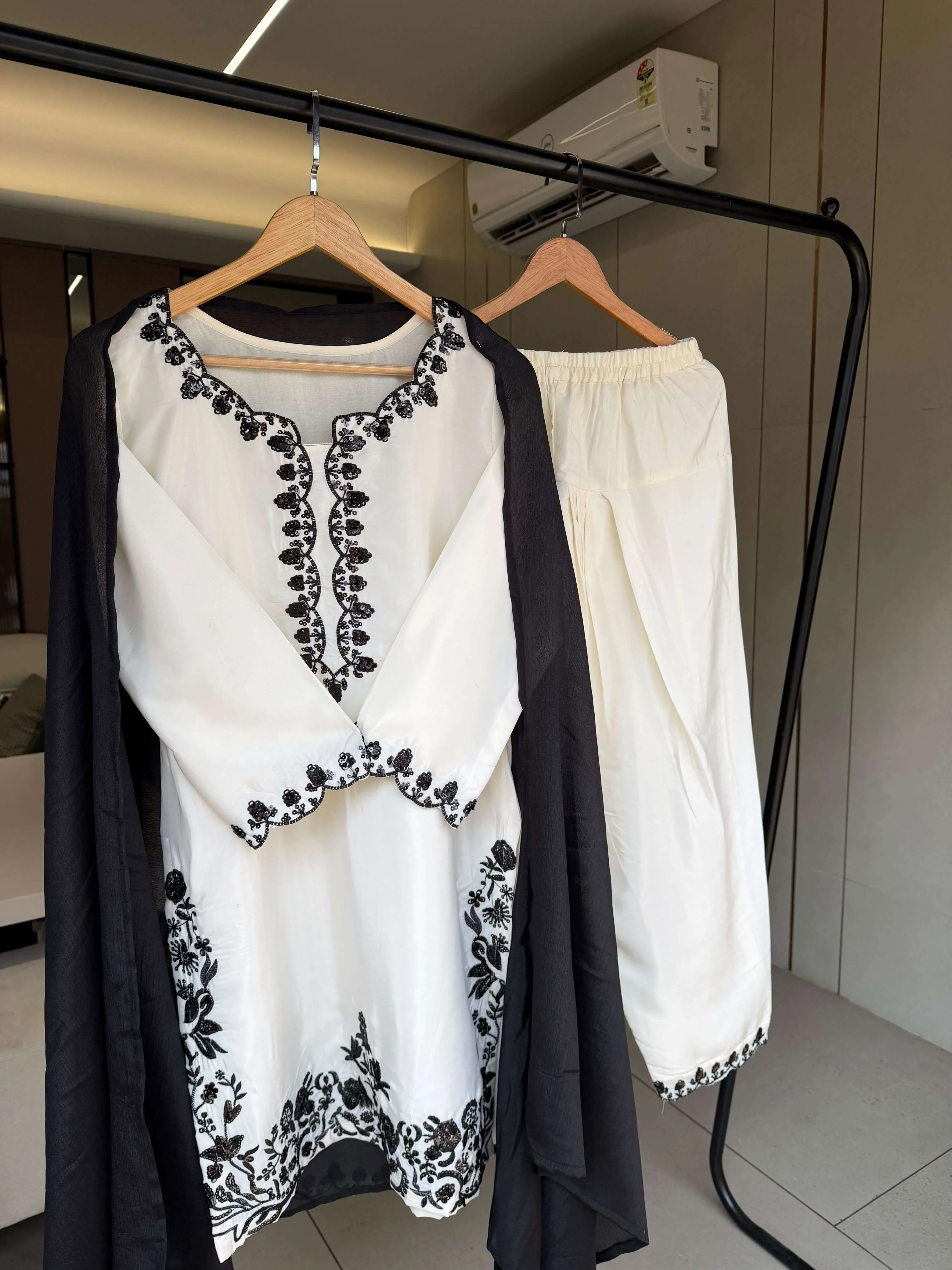 LM 43 - Readymade Dress 5
