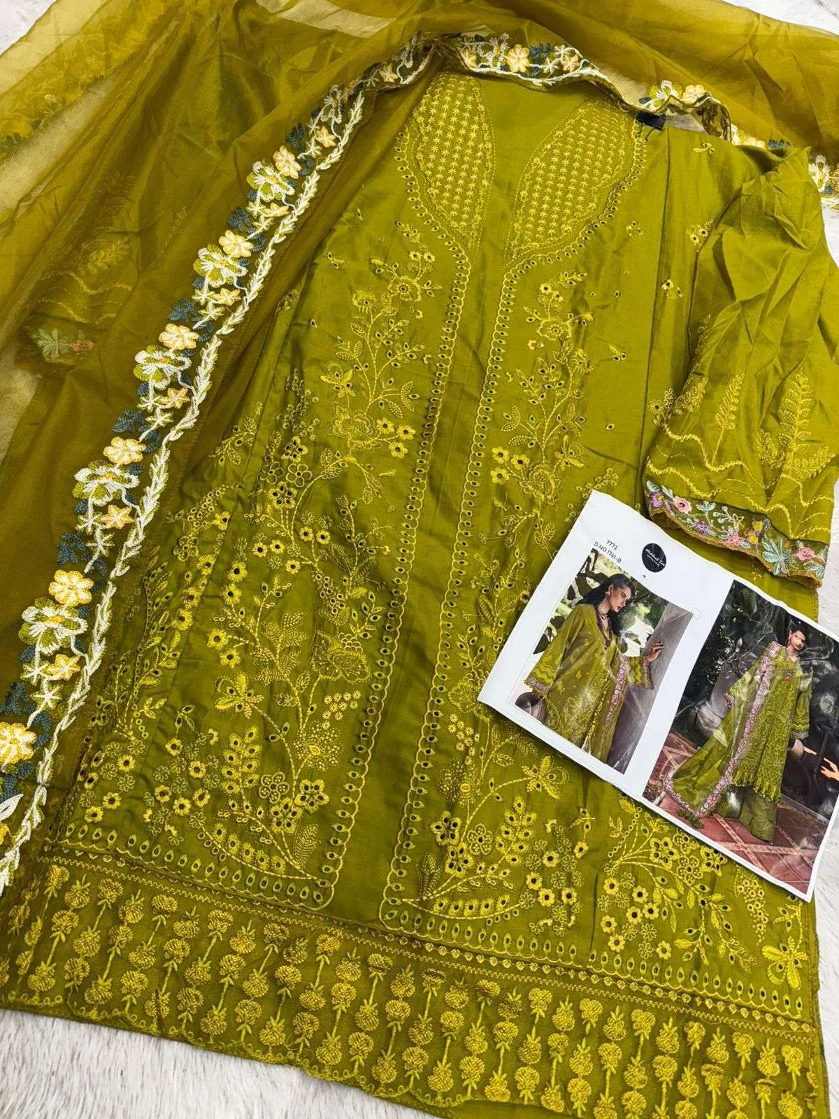 Mehboob Tex Design No - 1741 B 5