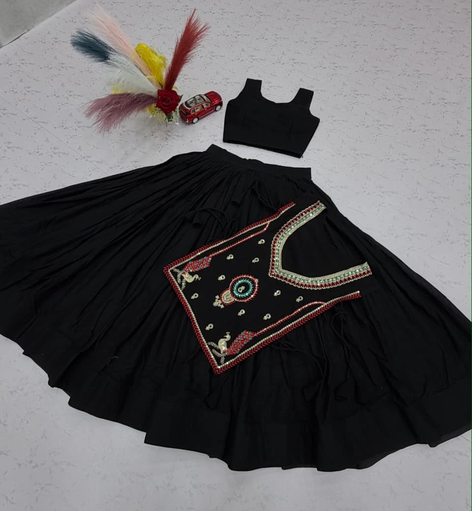 Navratri Special Pure Khadi Cotton Lehenga Choli With Fox Georgette Strug 5
