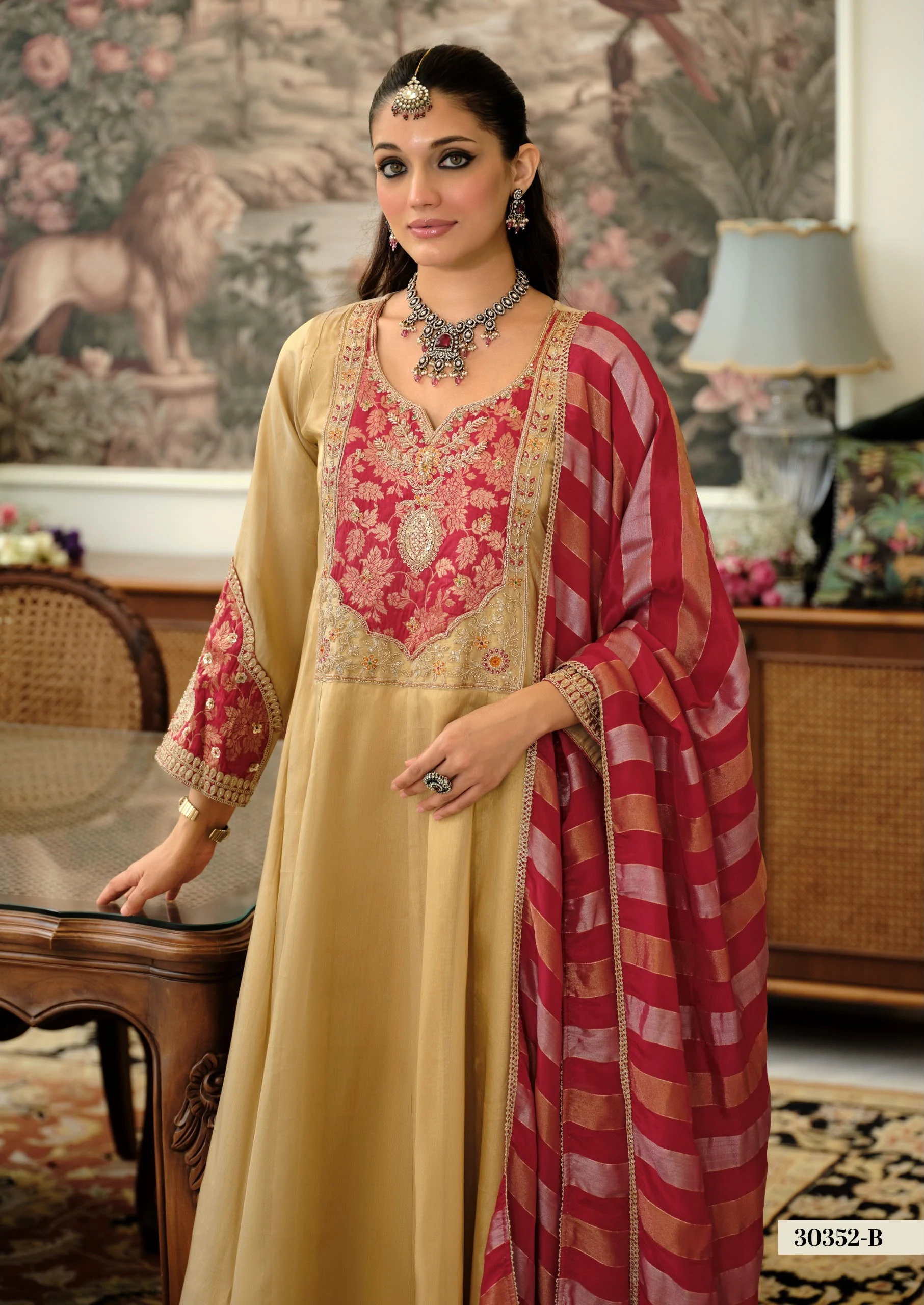 Vinayak Enterprise Pure Viscose Kanjivaram Embroidery Suit 4