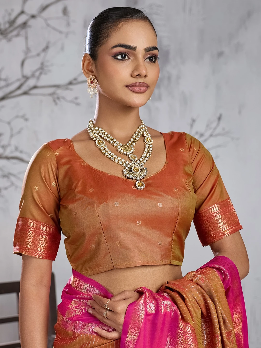 Vinayak Wholesale Advika Silk Saree With Gold Zari Weaving And Traditional Motifs 14
